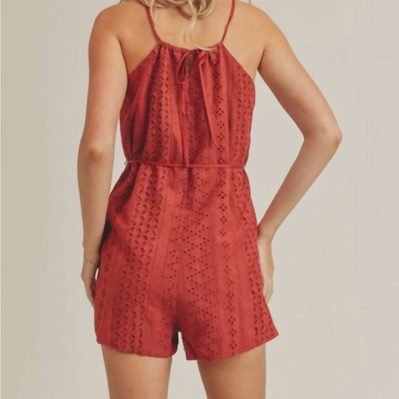 Lush Eyelet Romper from Nordstrom - Picture 5 of 6